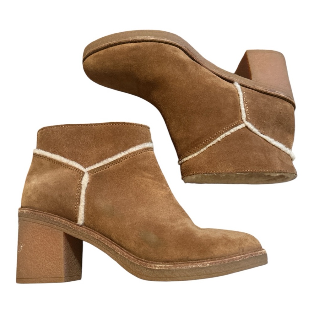 UGG Women's Kasen Block-Heel Women’s Size 9 Boots - Picture 8 of 8